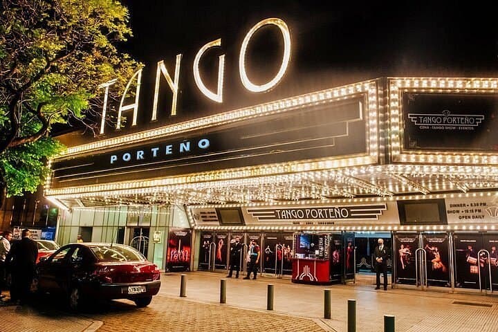 Tango Porteño, CABA — Agua fría / conductos · 200 TR